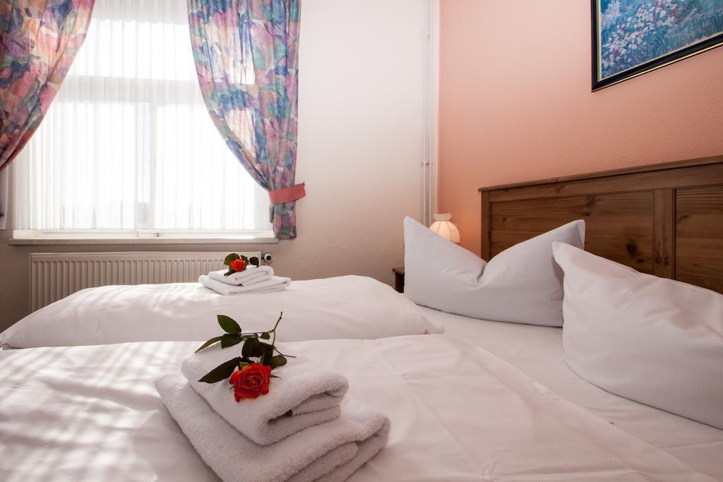 Hotel Am Galgenberg Гера Экстерьер фото